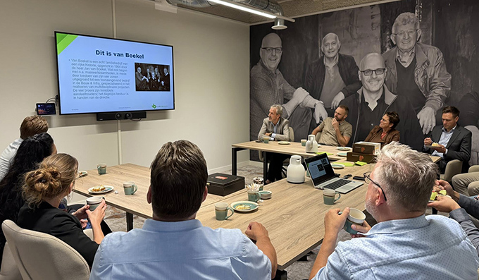 Presentatie vergaderruimte broers